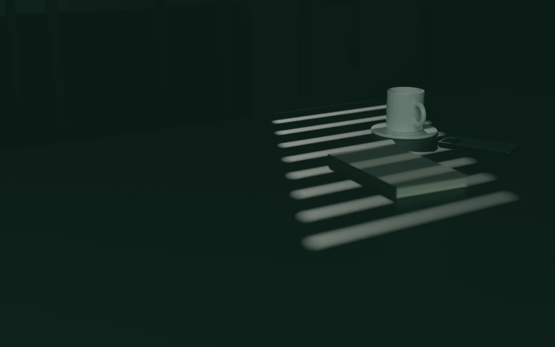 Dunkler Besprechungsraum am Sonntagmorgen. Auf der Tischkante liegen eine geschlossene karierte Kladde, eine Kaffeetasse und ein Telefon mit dem Display nach unten. Durch geschlossene Raffstores fallen schmale Lichtstreifen über die Platte.